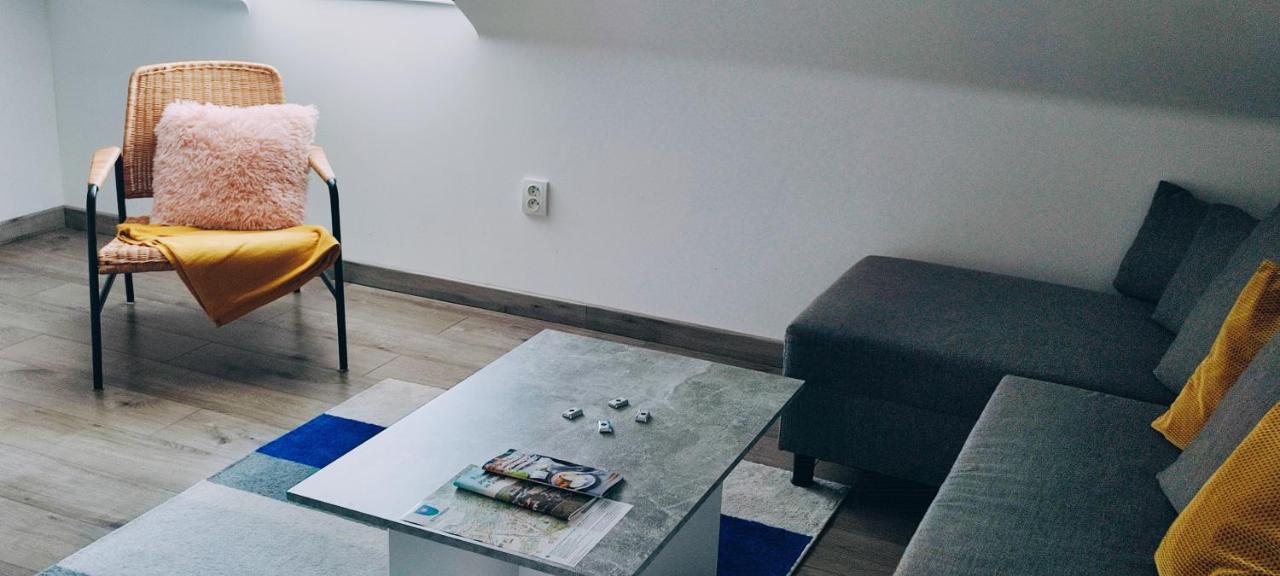 Apartman - Cafe Princ Pod Hradem Wifi, Klima Šternberk エクステリア 写真